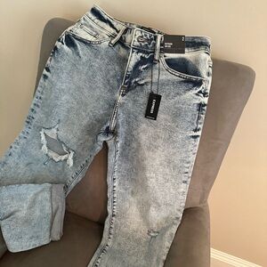 Express Size 2 Boyfriend Midrise Jeans
